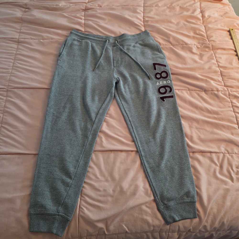 Aeropostale Mens Jogger Sweatpants Gray 1987 Aero Graphic Large